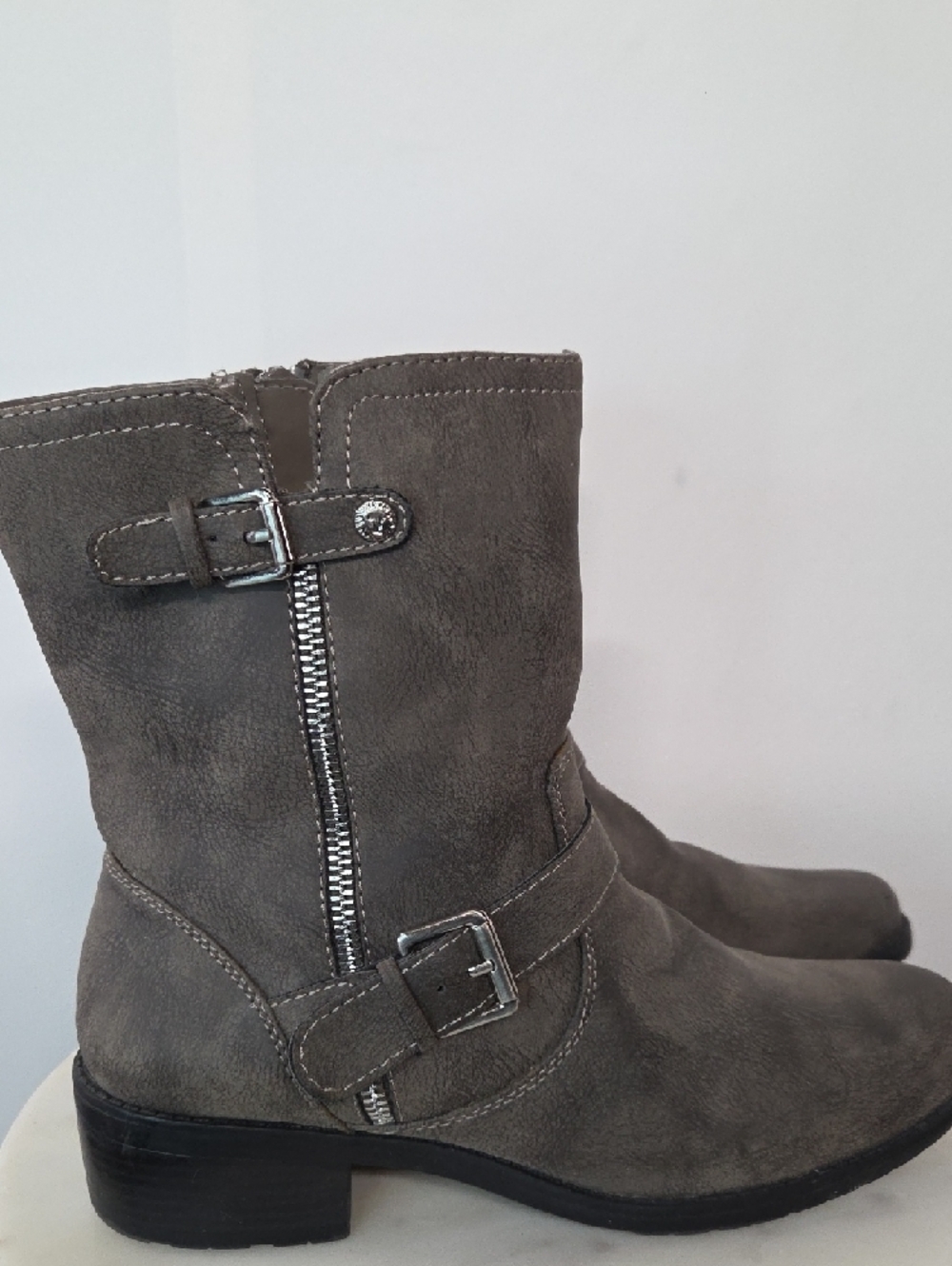 Anne Klein Gray Faux Leather Mid-Calf Buckle Boots Size 8.5 - Picture 3 of 8